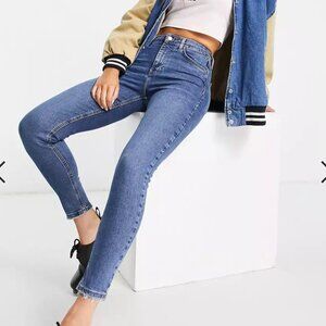 *3/$10* Topshop Jamie Moto Jeans Unfinished Hem Blue Size 28